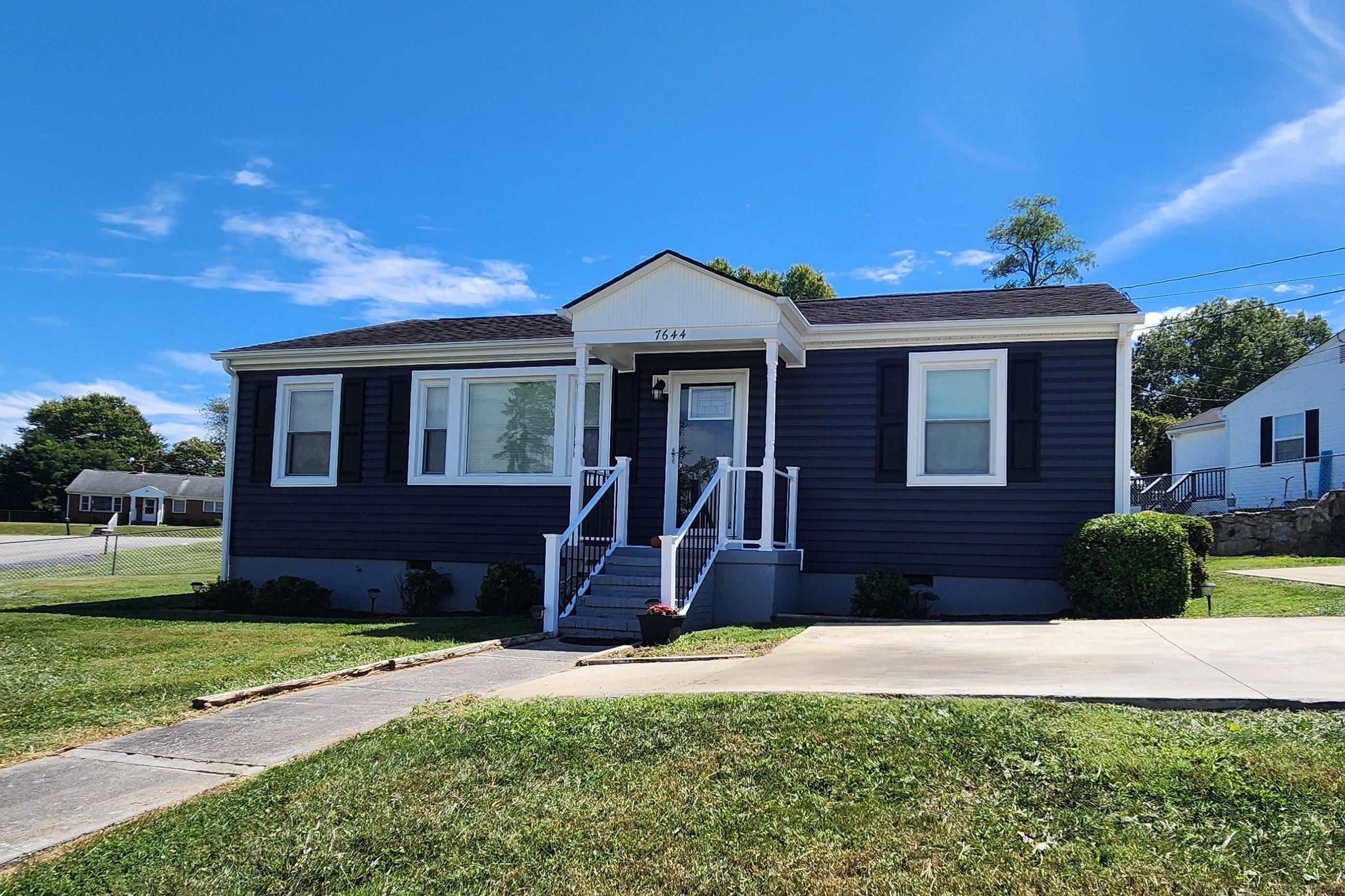 7644 Brandon Road Radford, VA 24141 - Photo 1 of 45 Gallery Image 1