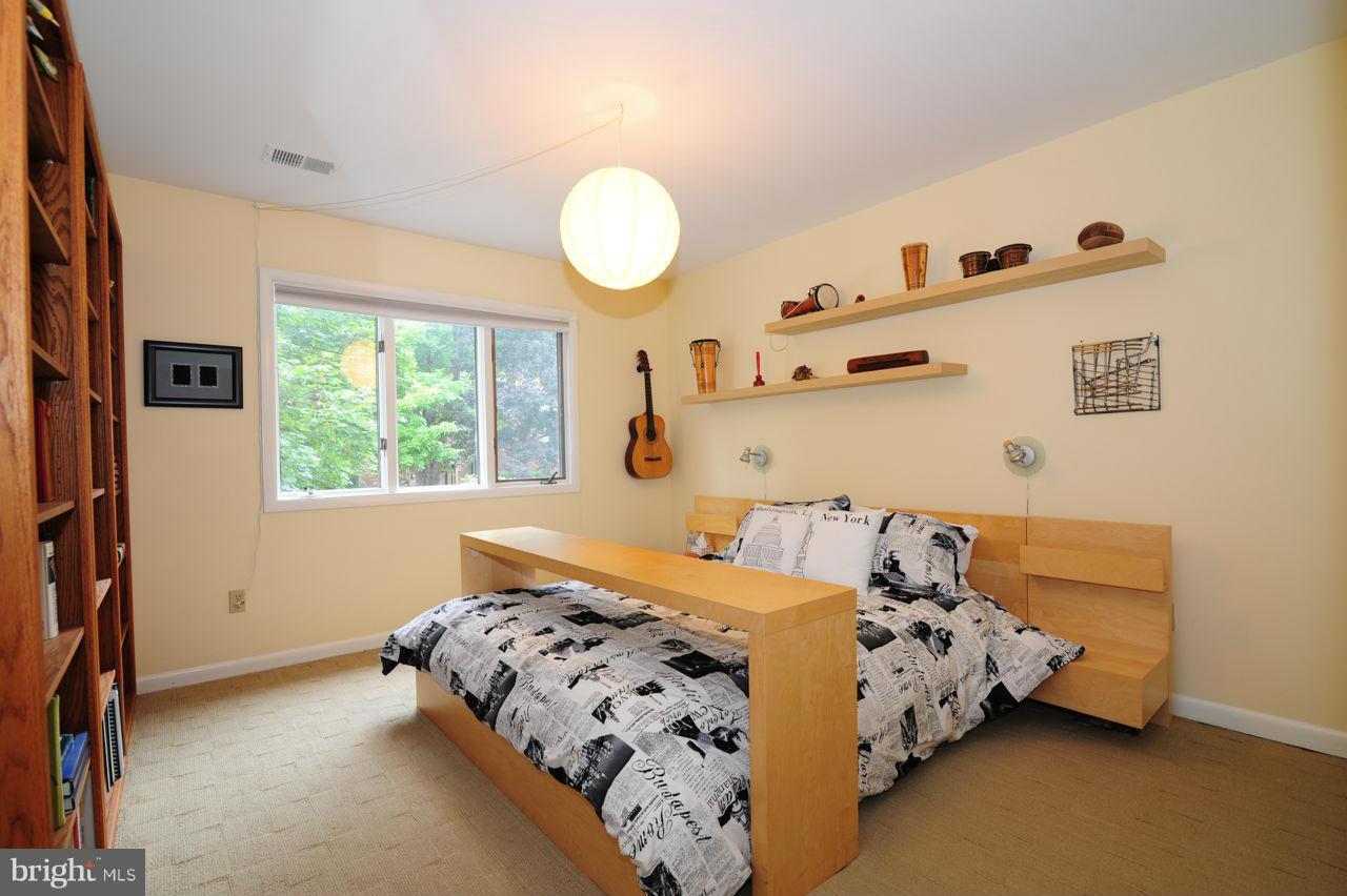 2253 Cedar Cove Court Reston, VA 20191 - Photo 14 of 30 2nd Bedroom