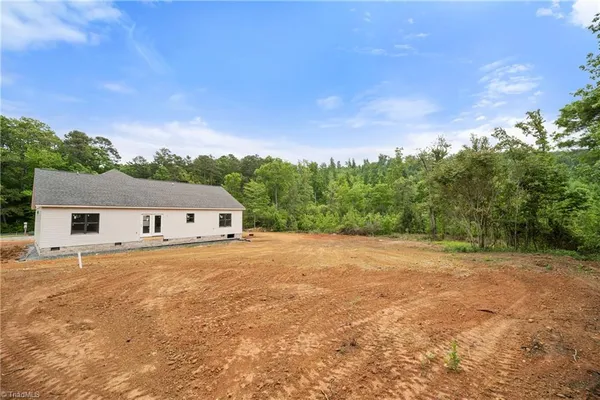 $409,900 | 434 Potters Landing, Denton, NC 27239