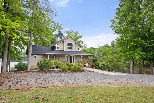 $409,900 | 434 Potters Landing, Denton, NC 27239