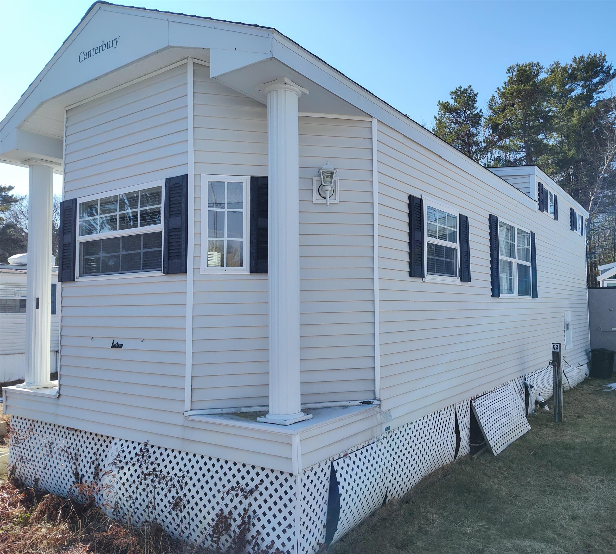 1733 Post Road Wells, ME 04090 - Photo 1 of 25 Gallery Image 1