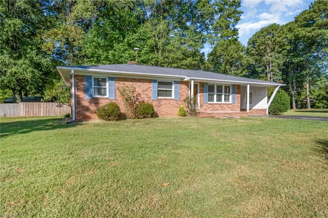 $224,000 | 218 Joyce Street, Madison, NC 27025