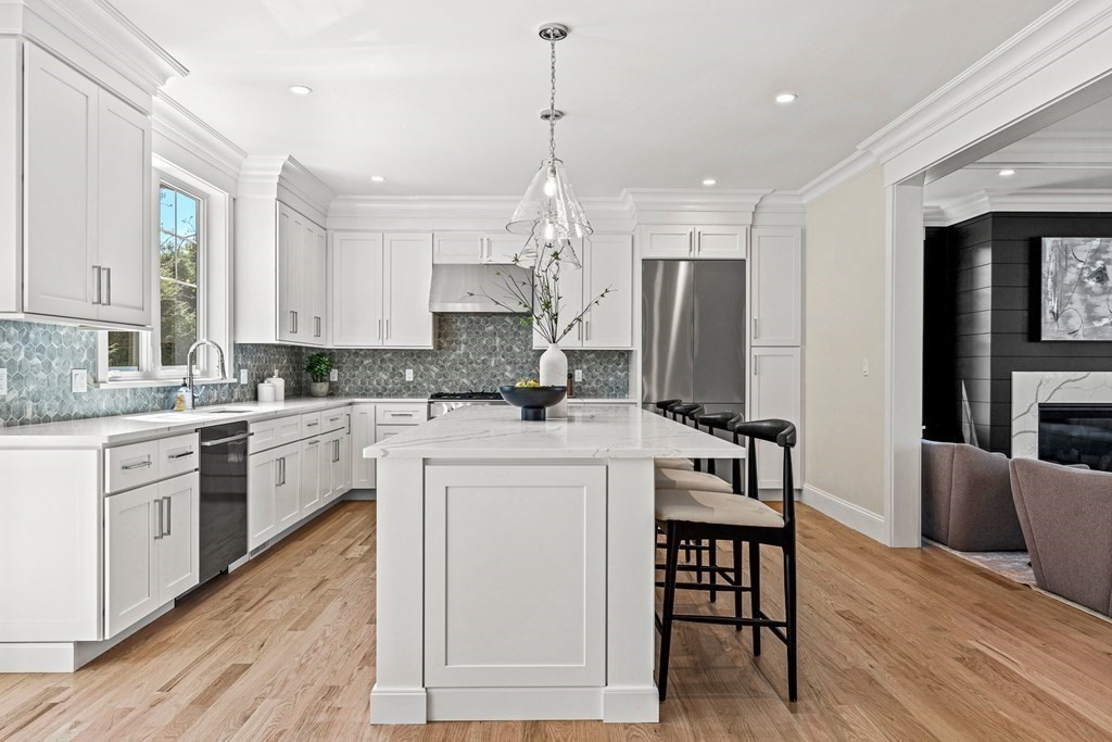 36 Patton Road Wellesley, MA 02482 - Photo 9 of 35