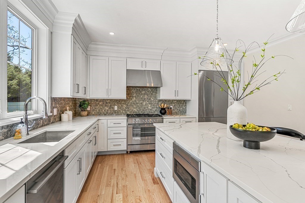 36 Patton Road Wellesley, MA 02482 - Photo 10 of 35