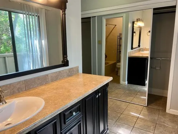$2,000 | 1500 West Esplanade Avenue, Unit 29D, Kenner, LA 70065