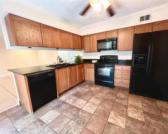 $2,000 | 1500 West Esplanade Avenue, Unit 29D, Kenner, LA 70065