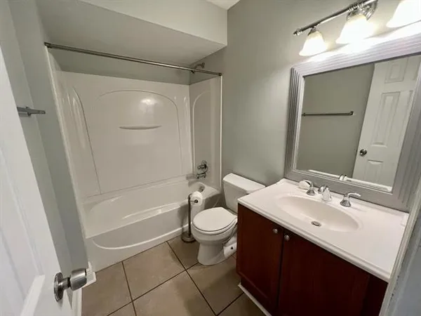 $2,000 | 1500 West Esplanade Avenue, Unit 29D, Kenner, LA 70065