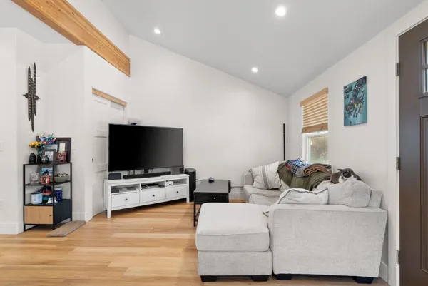 $3,800,000 | 420 Capitola Road Extension, Santa Cruz, CA 95062