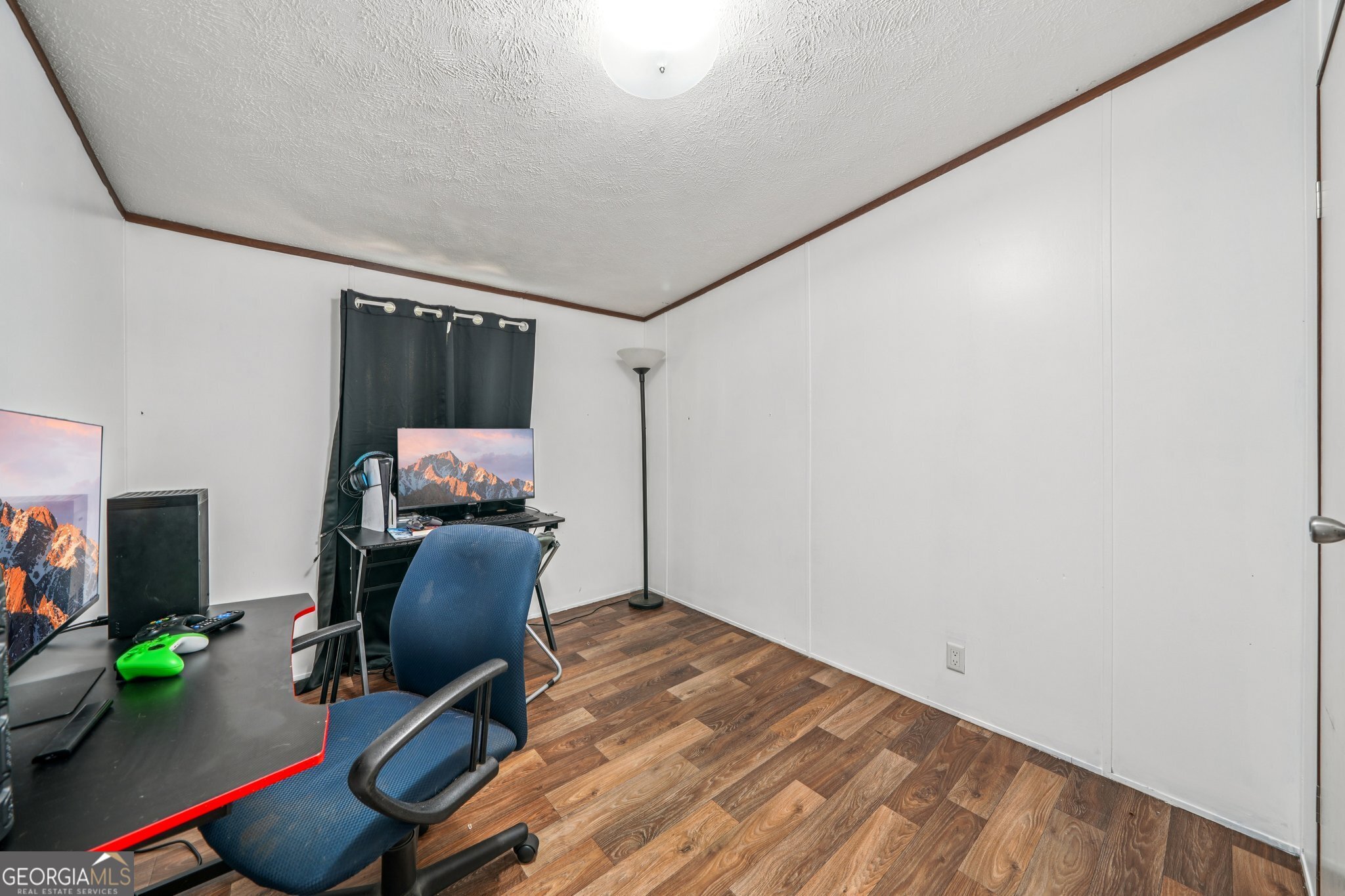 786 Moon Road Waco, GA 30182 - Photo 51 of 53 a workspace with furniture and wooden floor