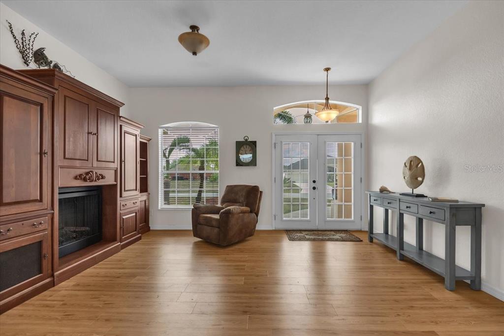 7522 Perennial Road North Port, FL 34291 - Photo 4 of 35 Gallery Image 4