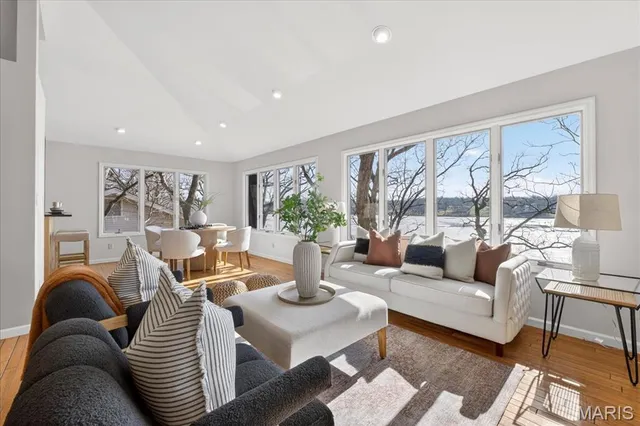 $825,000 | 23 Marquette Drive, Lake St. Louis, MO 63367