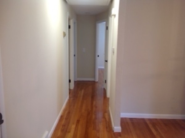 14 Upland Road Holyoke, MA 01040 - Photo 15 of 28 Gallery Image 15