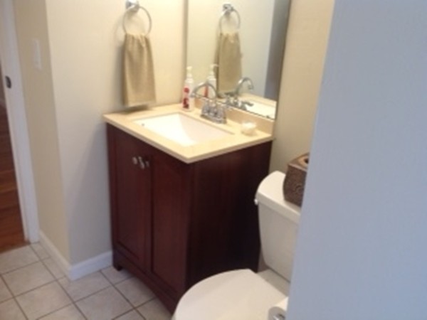 14 Upland Road Holyoke, MA 01040 - Photo 17 of 28 Gallery Image 17