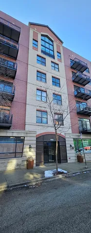 $2,950 | 1155 West Madison Street, Unit 406, Chicago, IL 60607