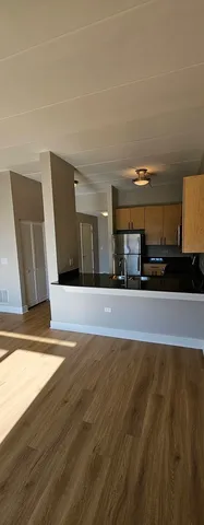 $2,950 | 1155 West Madison Street, Unit 406, Chicago, IL 60607