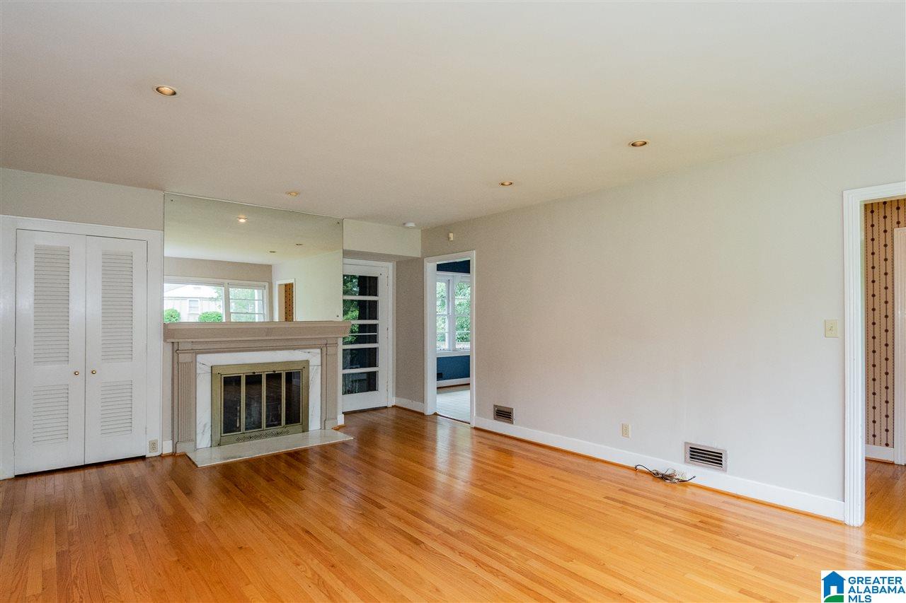 720 57th Street South Birmingham, AL 35212 - Photo 4 of 27