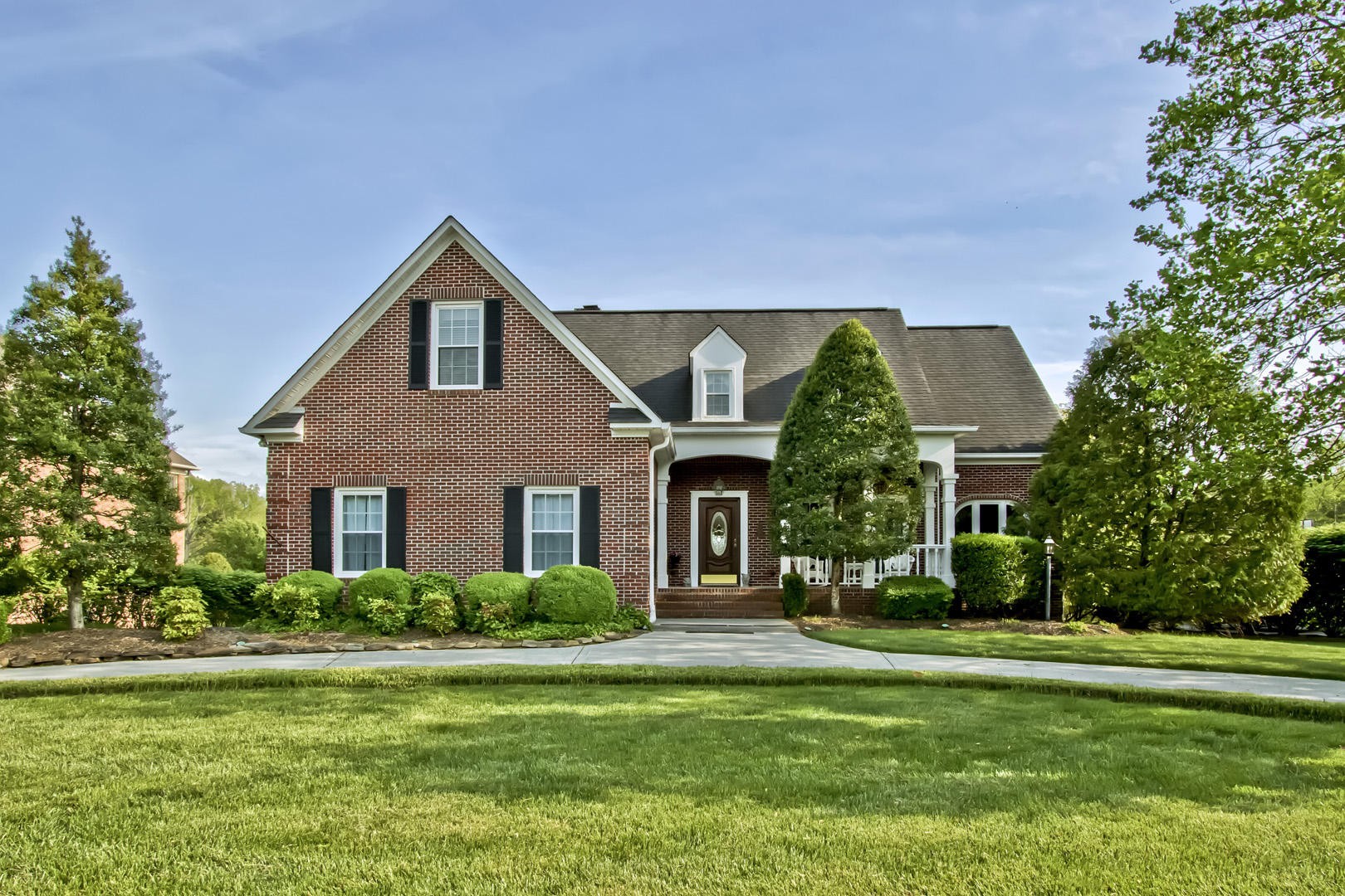 16 Raintree Place Oak Ridge, TN 37830 - Photo 1 of 40 Gallery Image 1