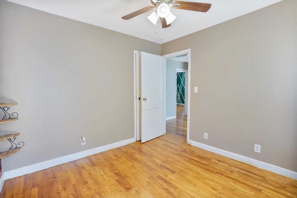 37 Stanhope Road Springfield, MA 01109 - Photo 15 of 17 Gallery Image 15