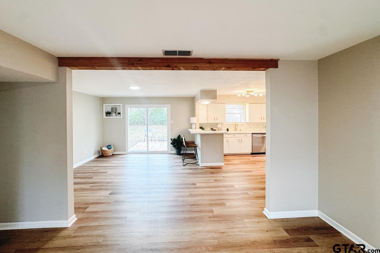 3131 Greg Lane Tyler, TX 75701 - Photo 5 of 47