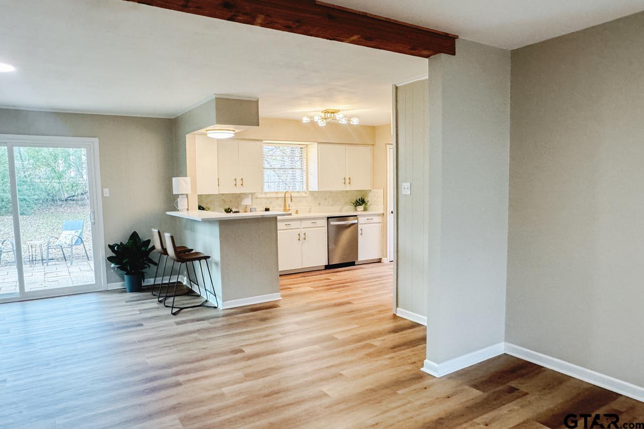 3131 Greg Lane Tyler, TX 75701 - Photo 6 of 47