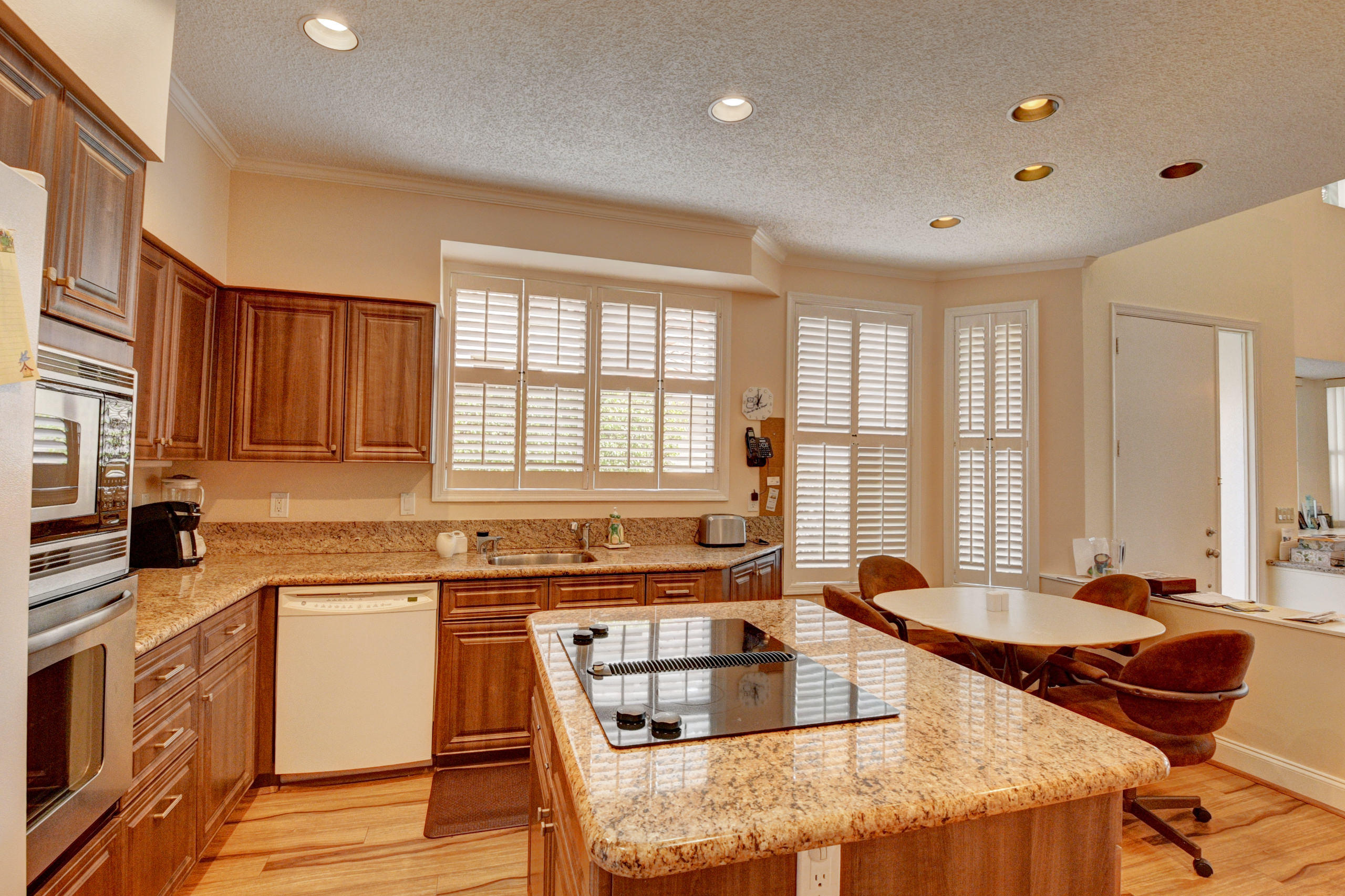 2204 Northwest 62nd Drive Boca Raton, FL 33496 - Photo 7 of 33 DSC_9956_57_58_59_60