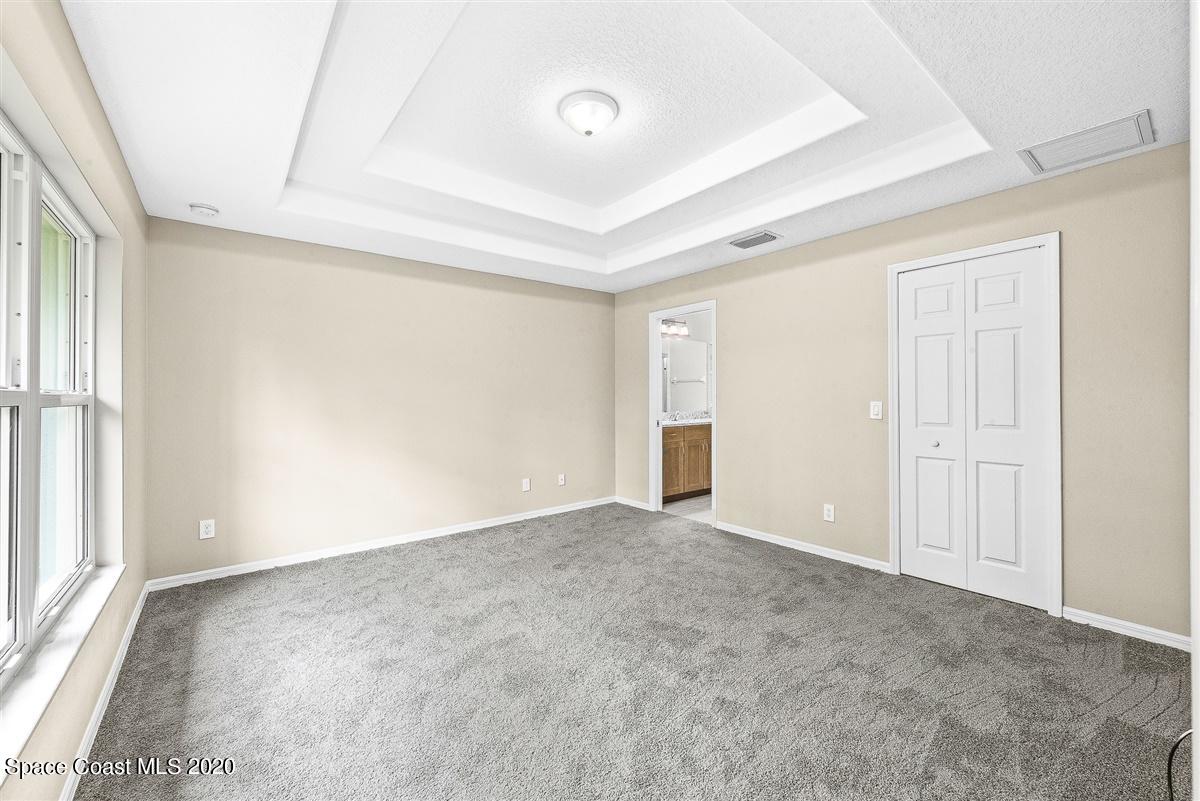 636 Alhambra Road Southeast Palm Bay, FL 32909 - Photo 6 of 32 sample master