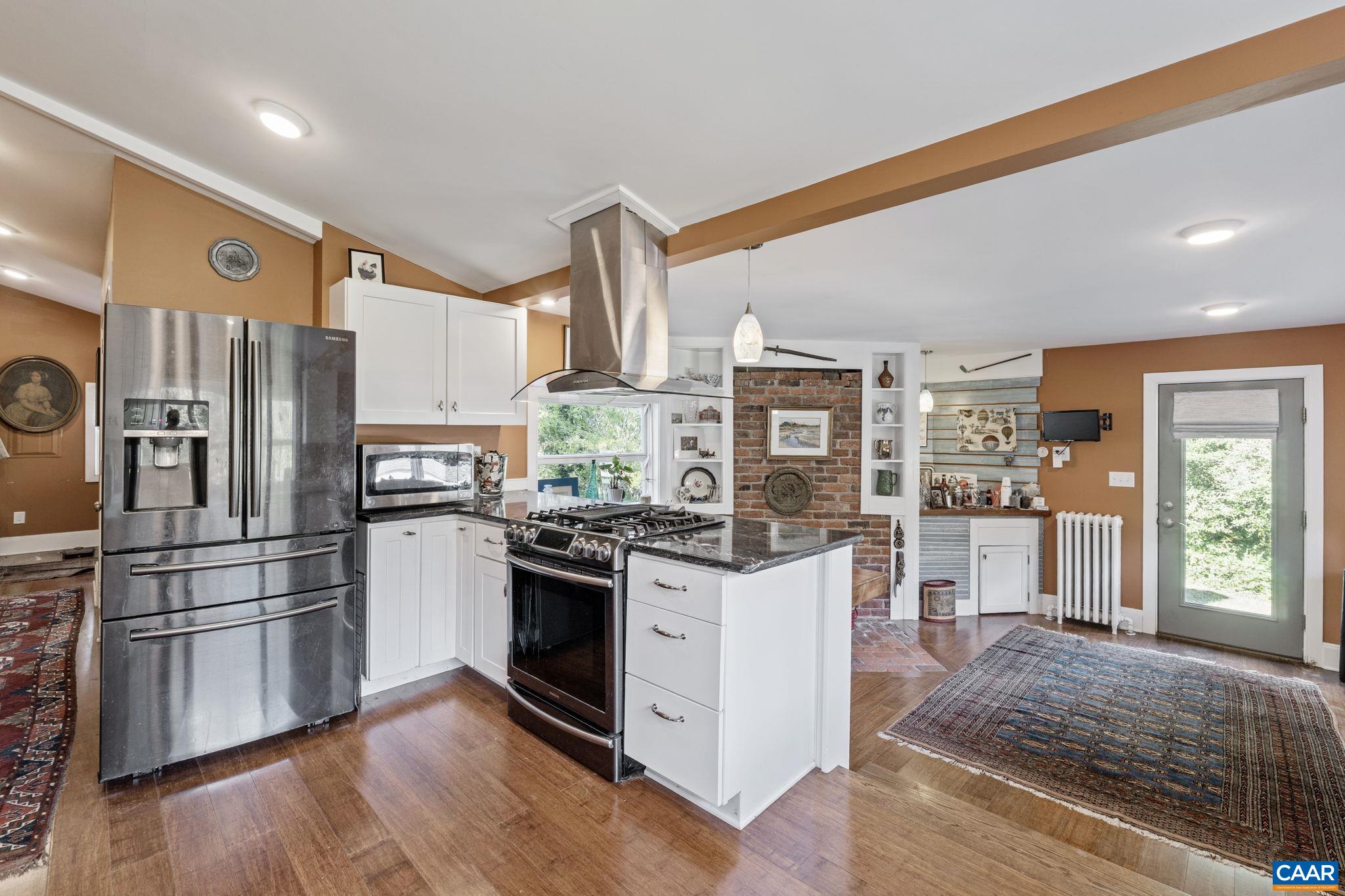 5515 Gordonsville Road Keswick, VA 22947 - Photo 24 of 74