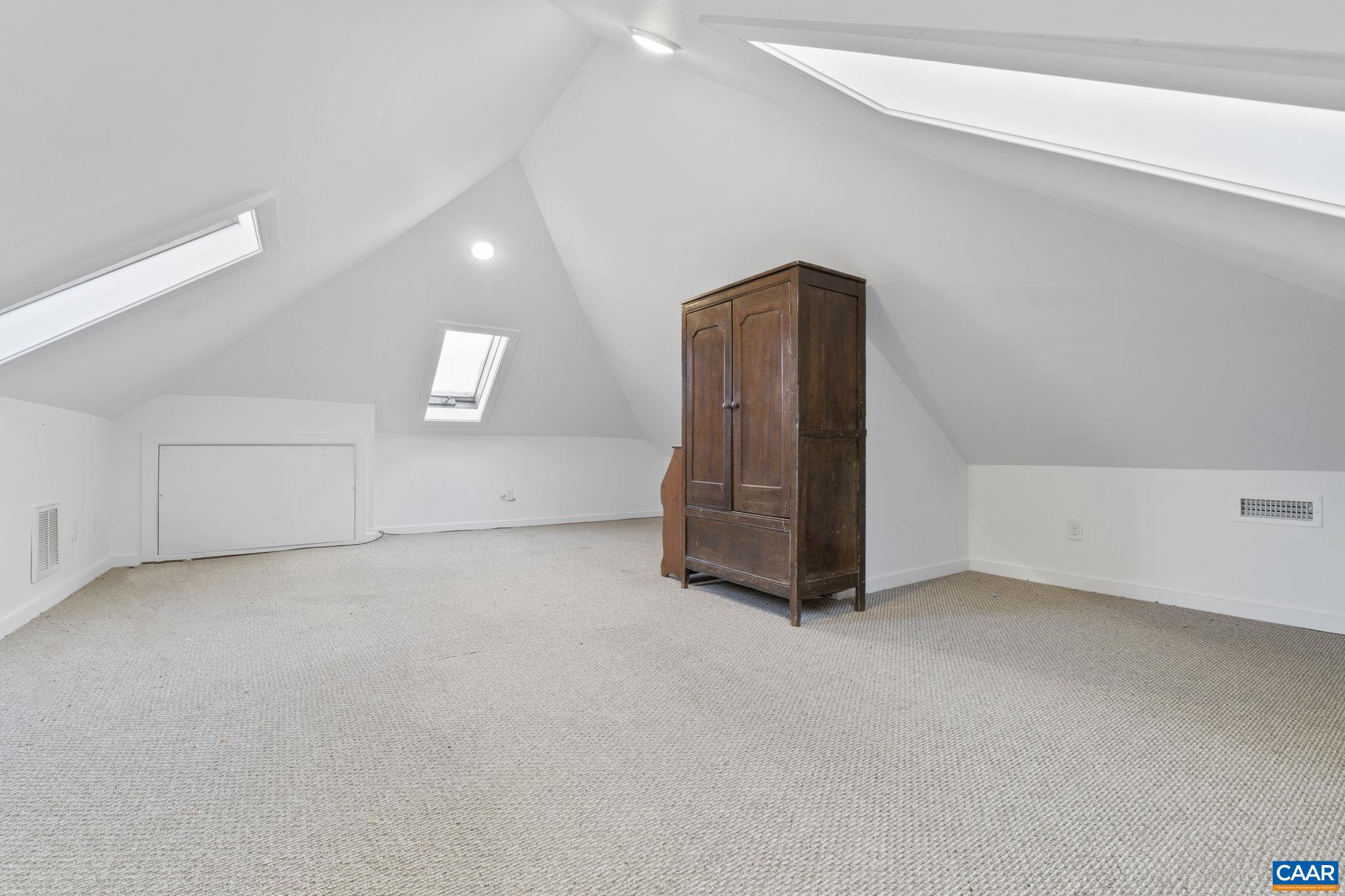 5515 Gordonsville Road Keswick, VA 22947 - Photo 42 of 74