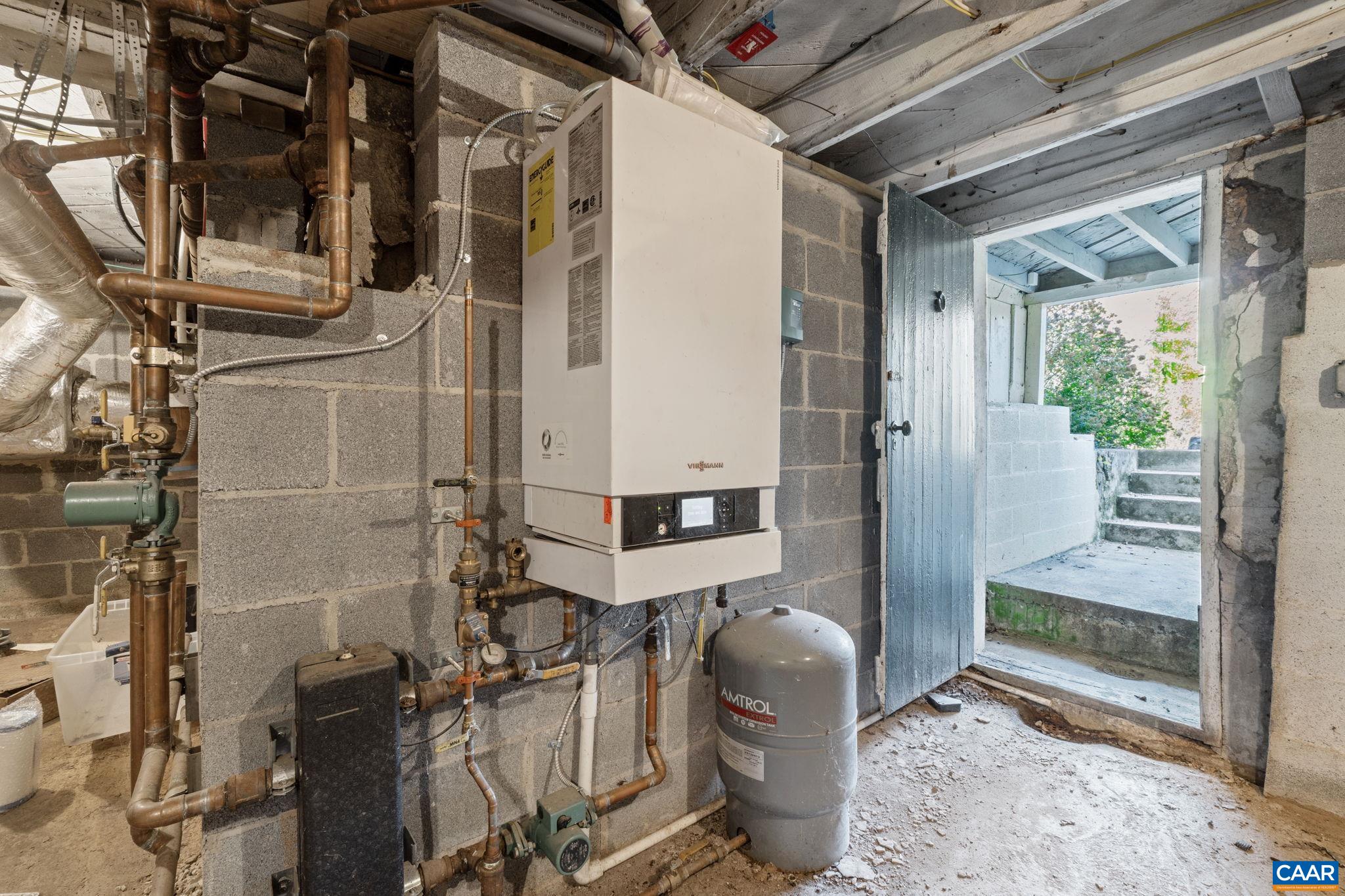 5515 Gordonsville Road Keswick, VA 22947 - Photo 43 of 74