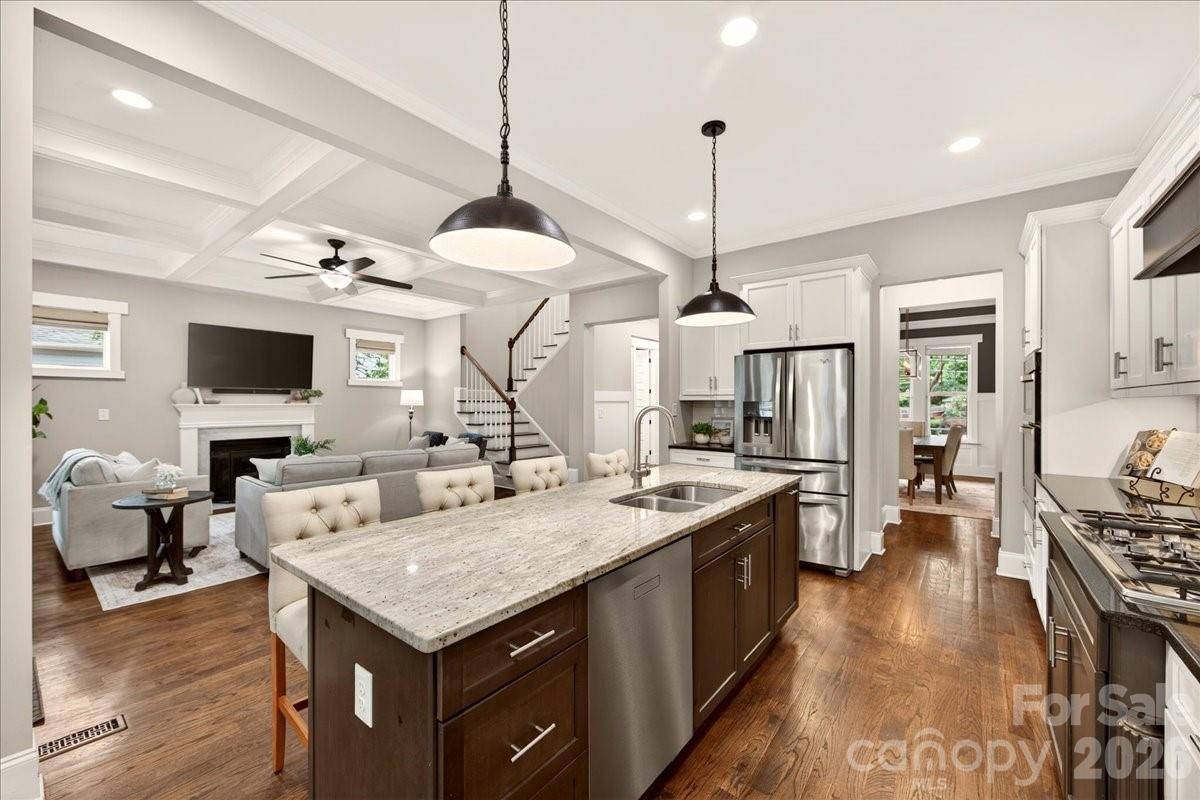 1624 Brook Road Charlotte, NC 28205 - Photo 24 of 48 Gallery Image 24