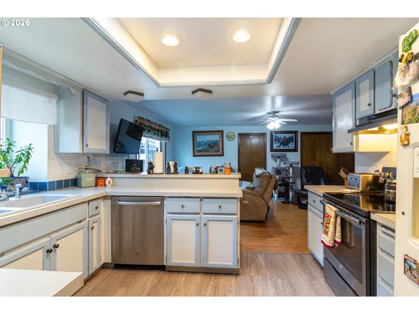 $424,900 | 305 Southeast 9th Drive, Hermiston, OR 97838
