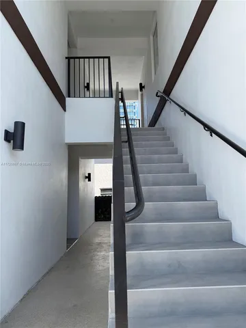 a view of entryway and hall