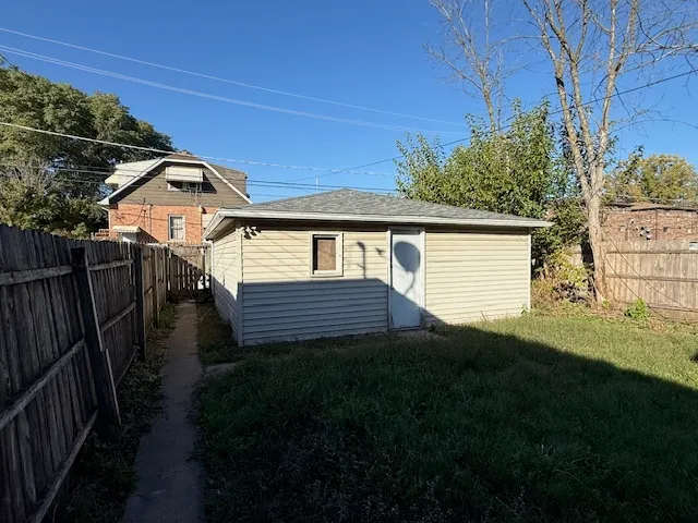 $132,500 | 14038 South Saginaw Avenue, Burnham, IL 60633