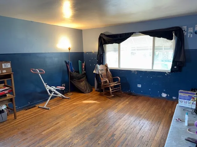 $132,500 | 14038 South Saginaw Avenue, Burnham, IL 60633