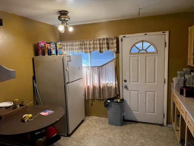 $132,500 | 14038 South Saginaw Avenue, Burnham, IL 60633