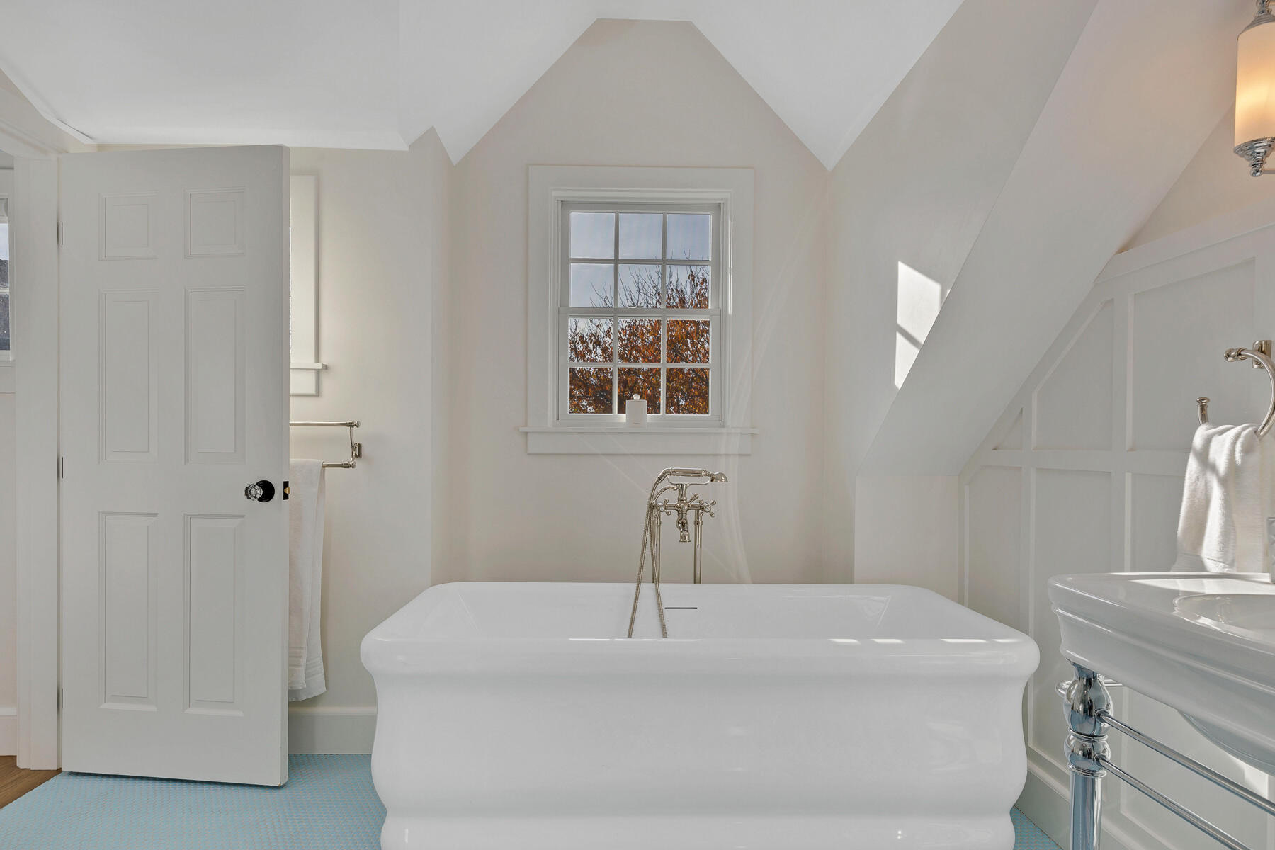 125 Stage Harbor Road Chatham, MA 02633 - Photo 25 of 55 125StaHR-147