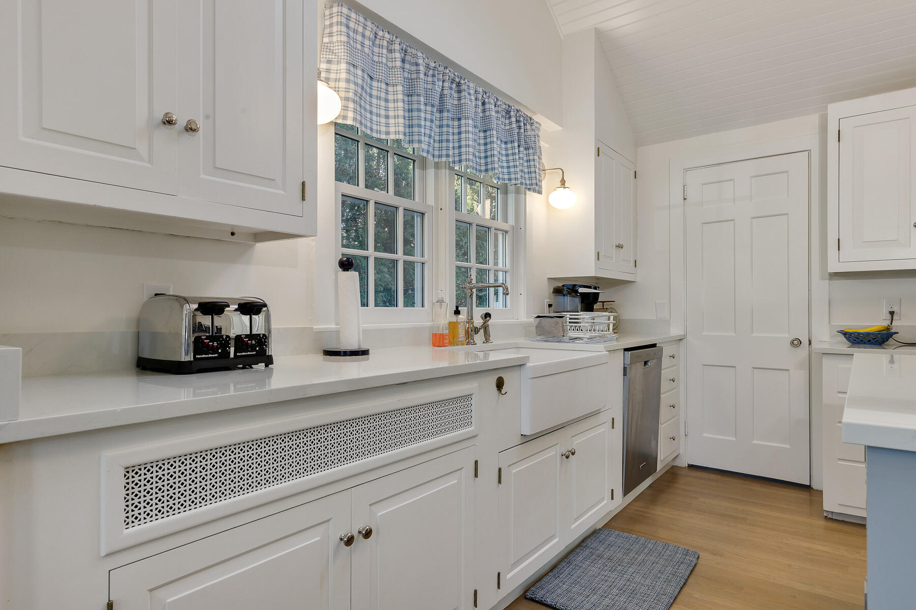 125 Stage Harbor Road Chatham, MA 02633 - Photo 29 of 55 125StaHR-117