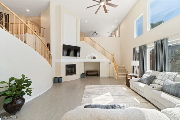 $1,229,900 | 8929 Glenistar Gate Avenue, Las Vegas, NV 89143