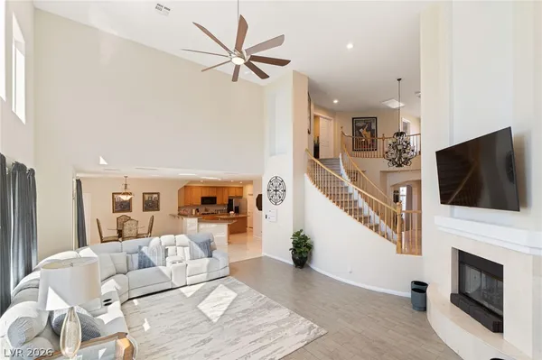 $1,229,900 | 8929 Glenistar Gate Avenue, Las Vegas, NV 89143