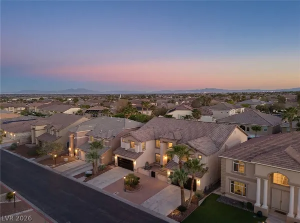 $1,229,900 | 8929 Glenistar Gate Avenue, Las Vegas, NV 89143