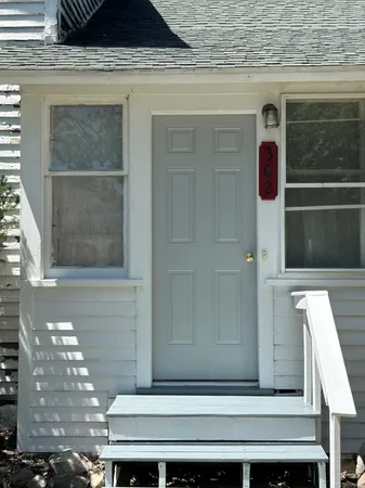 $159,900 | 302 South Pine Street, Mount Pleasant, MI 48858