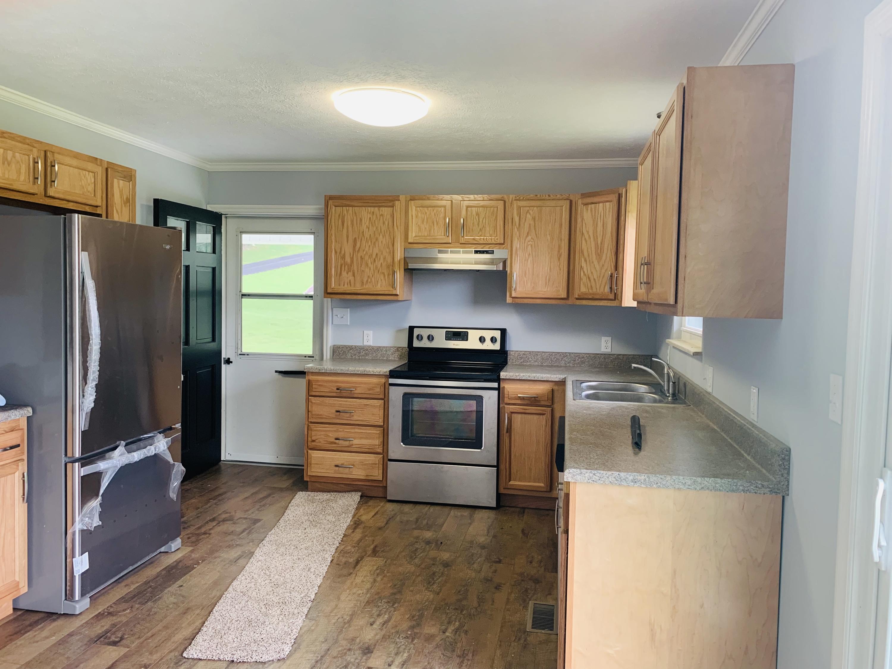 404 Russell Road South New Tazewell, TN 37825 - Photo 13 of 20 D6A08437-8614-4D6A-9440-F3004C390CAB