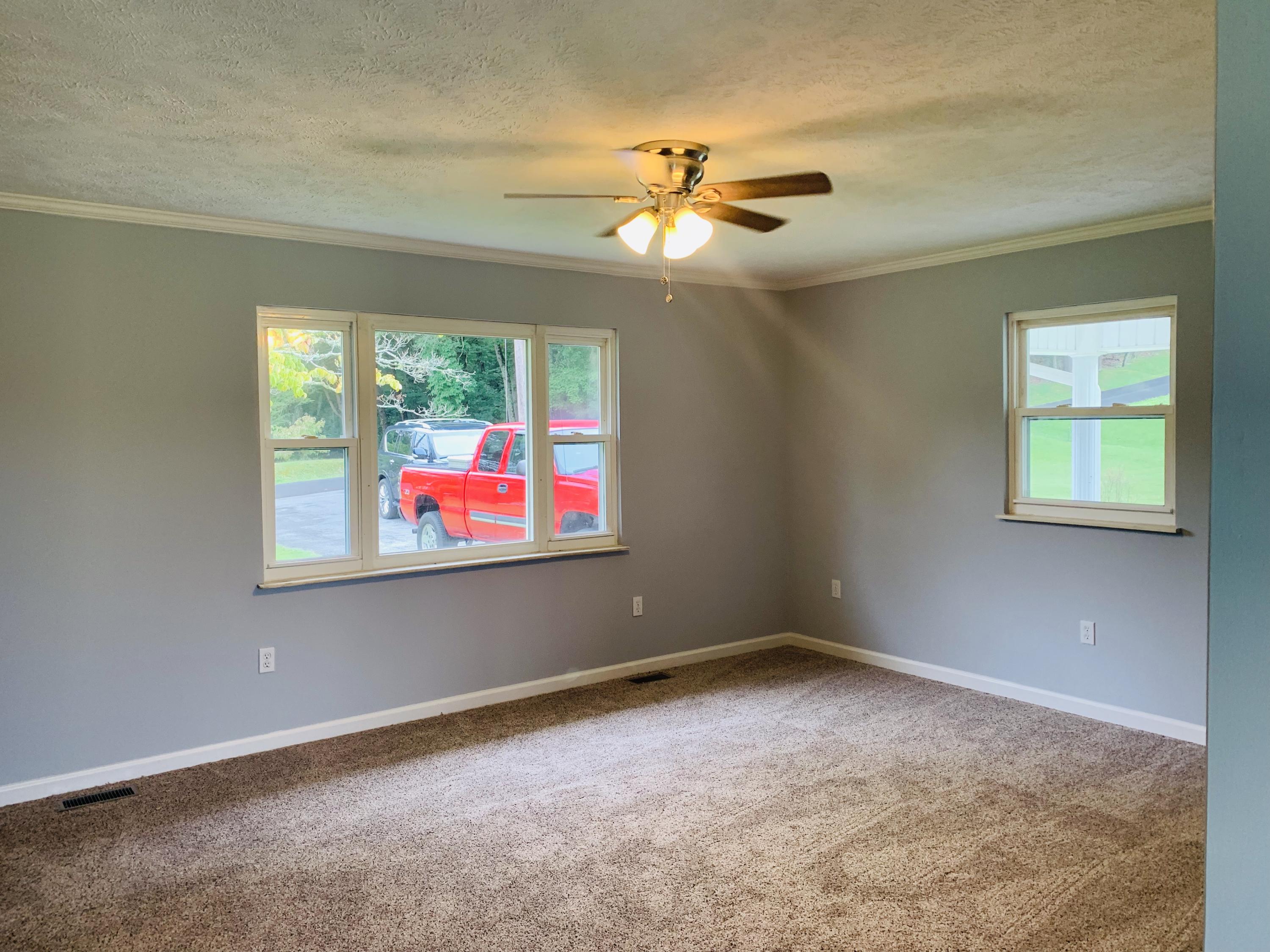 404 Russell Road South New Tazewell, TN 37825 - Photo 17 of 20 75EB4D61-1537-4F16-B0FB-74A9F4D2AE82
