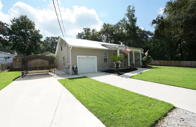 $425,000 | 703 Cypress Drive, Niceville, FL 32578