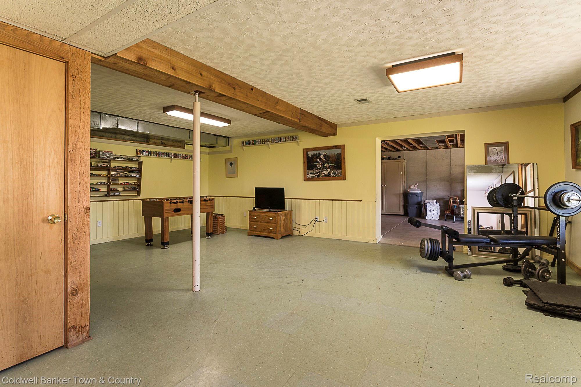 7110 Wiggins Road Howell, MI 48855 - Photo 44 of 63 DSC_0669.jpg