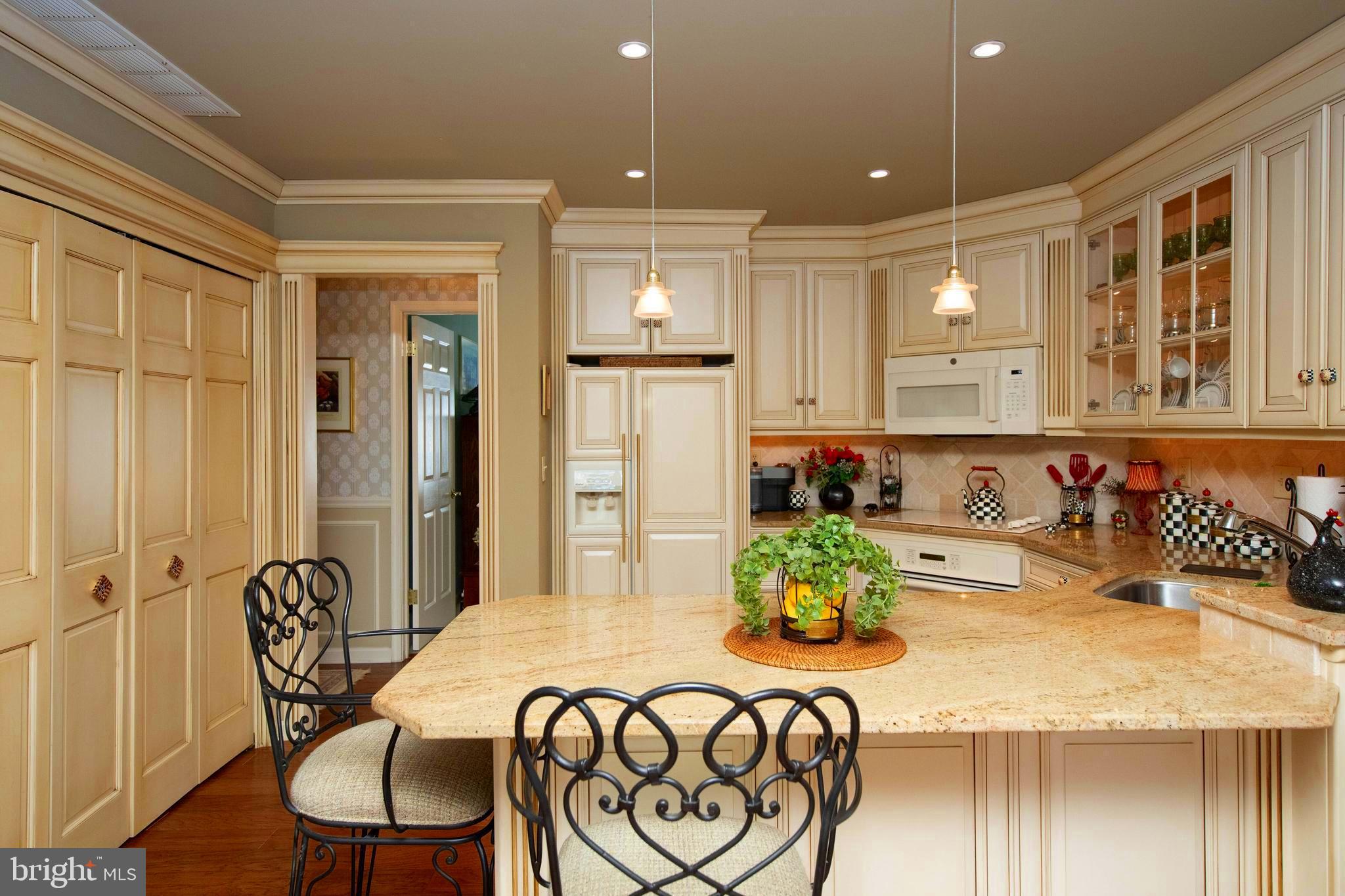 731 Wynnewood Road, Unit 40 Ardmore, PA 19003 - Photo 15 of 33 kitchen