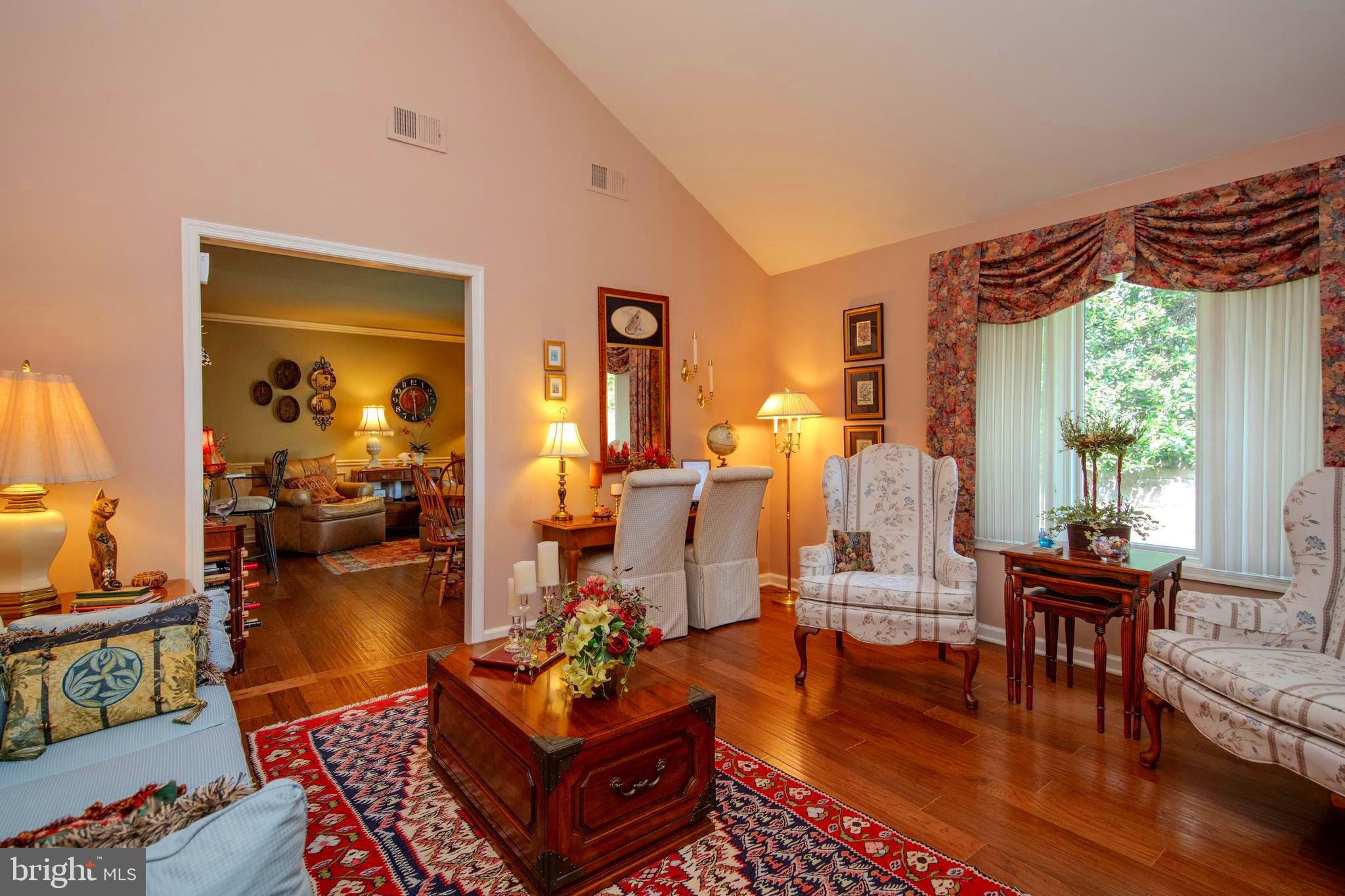 731 Wynnewood Road, Unit 40 Ardmore, PA 19003 - Photo 8 of 33 living room