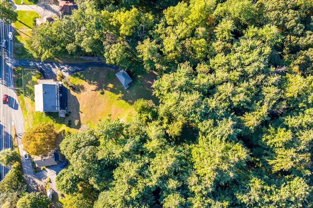 16 Main Street Sturbridge, MA 01566 - Photo 33 of 39 a view of a yard