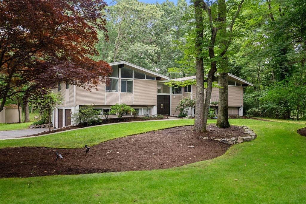 9 Indian Ridge Road Natick, MA 01760 - Photo 1 of 29 Gallery Image 1