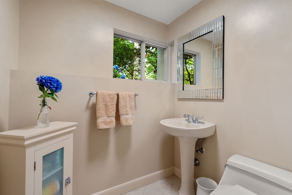 9 Indian Ridge Road Natick, MA 01760 - Photo 20 of 29 Gallery Image 20